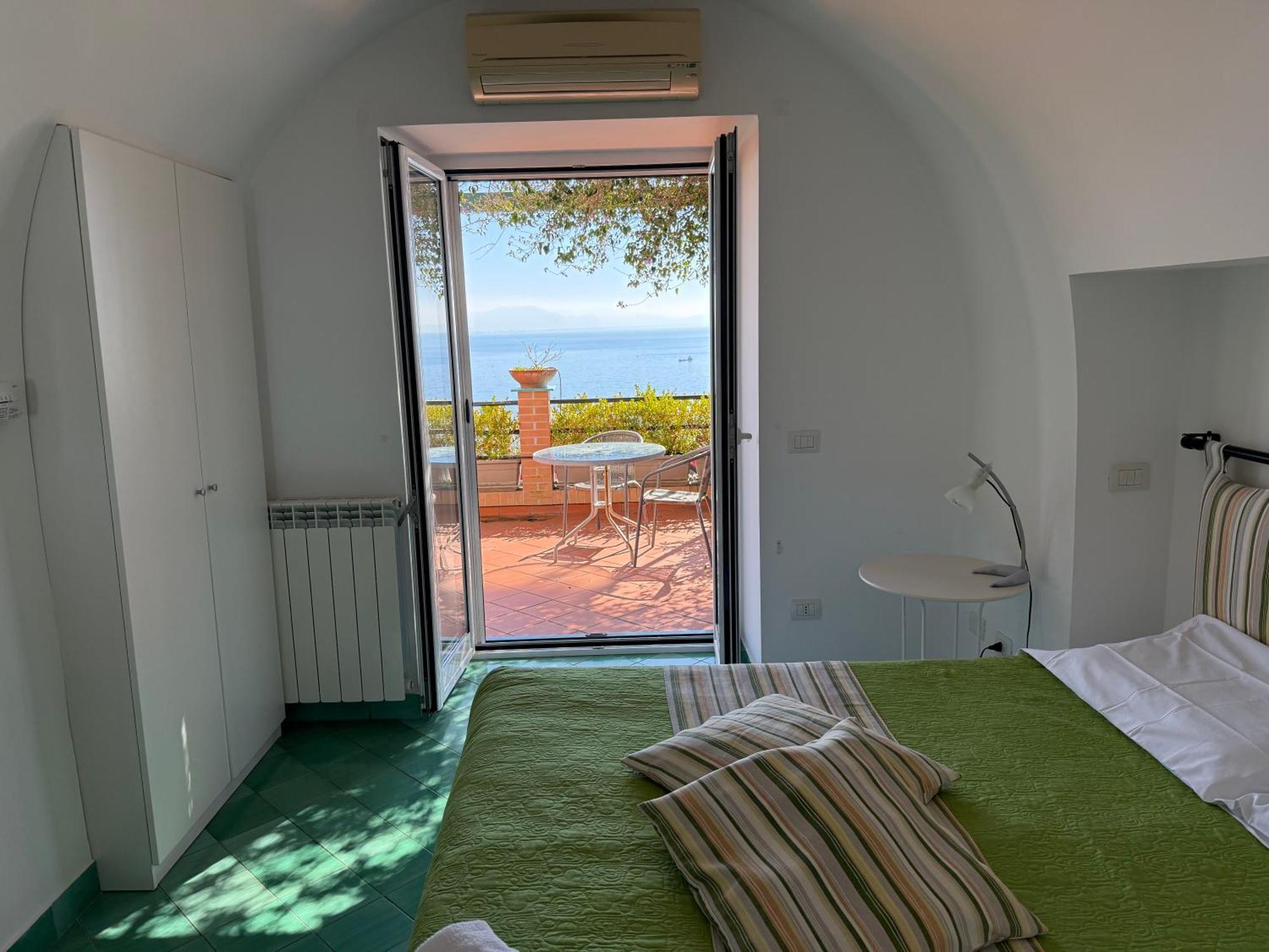 Villa Casa Gabriella - Amalfi Coast - Free Parking - Full Sea View Vietri Exterior foto